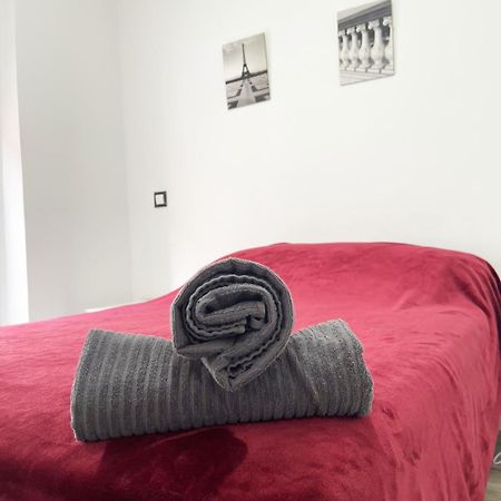 Relax Apartaments 1Min Metro Madrid Exteriör bild