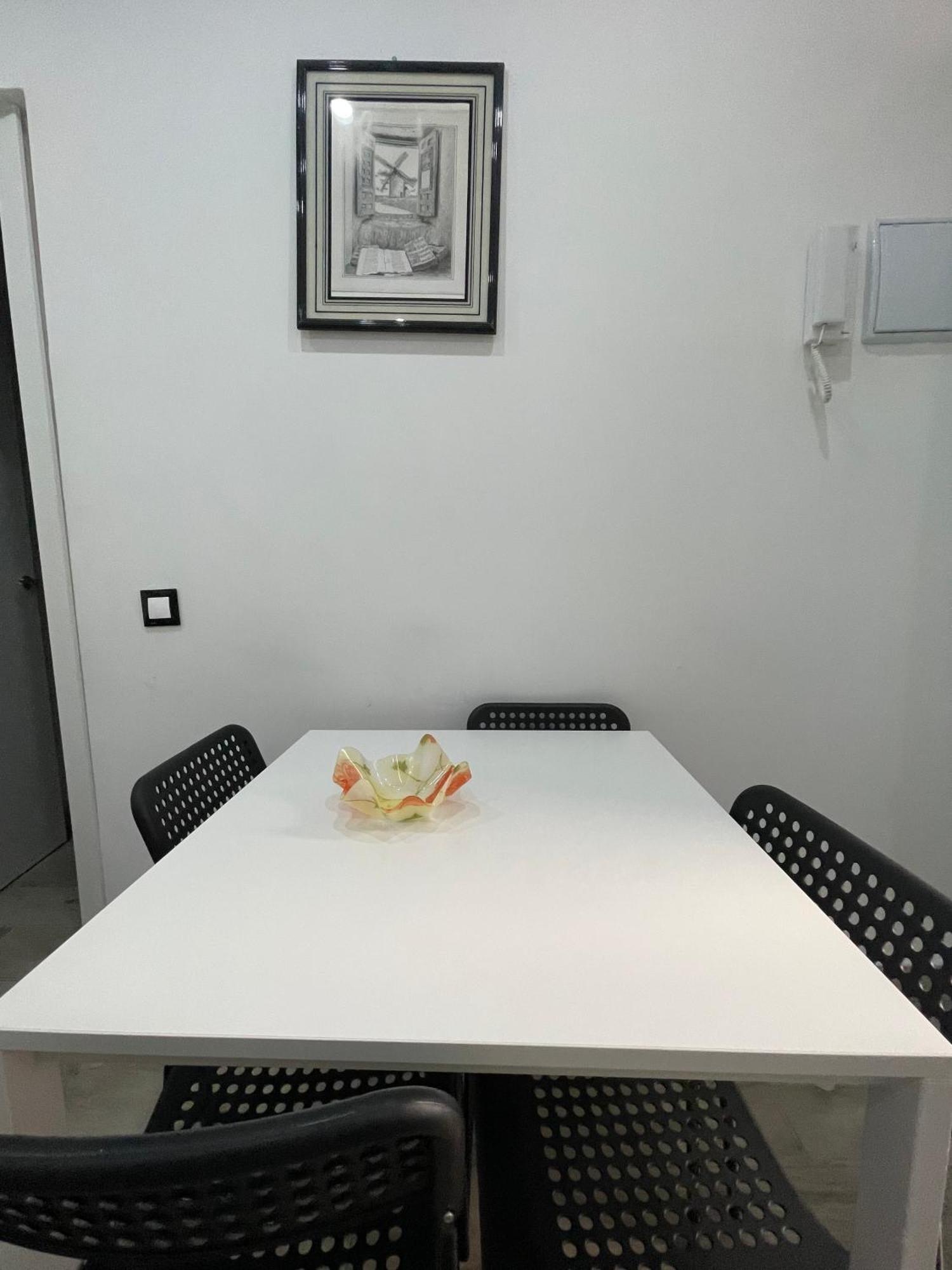Relax Apartaments 1Min Metro Madrid Exteriör bild