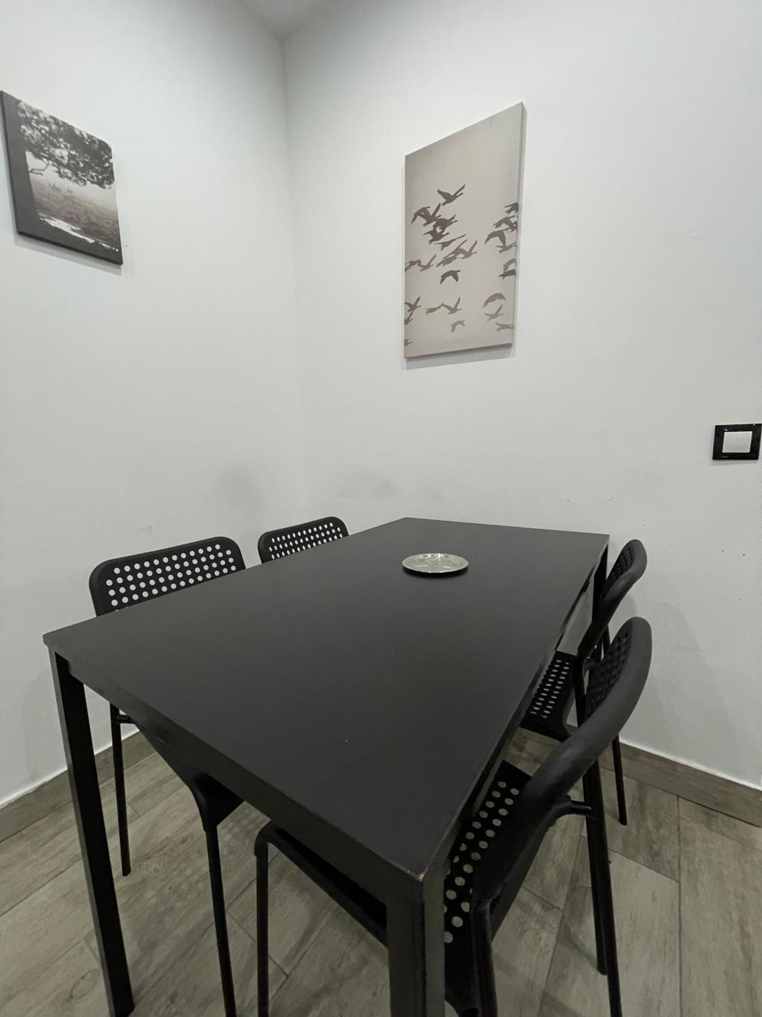 Relax Apartaments 1Min Metro Madrid Exteriör bild